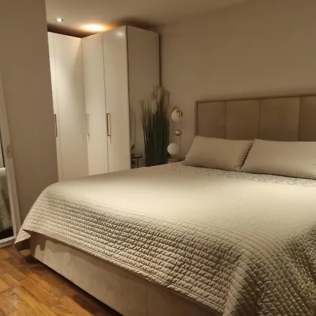 Апартаменти Arena Design With Free Private Parking And With A Terrace