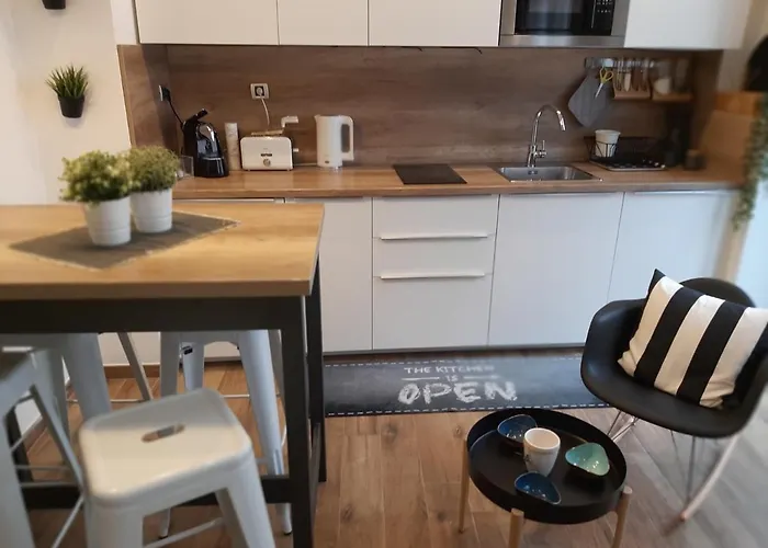 Arena Design With Free Private Parking And With A Terrace *