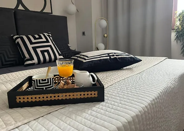 Arena Design With Free Private Parking And With A Terrace Lejlighed Pula