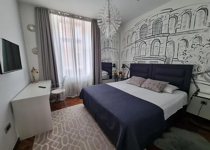 Lejlighed Arena Design With Free Private Parking And With A Terrace Pula