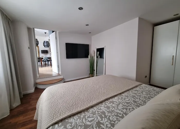 Arena Design With Free Private Parking And With A Terrace * Pula