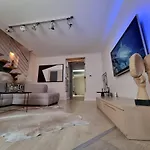 Arena Design With Free Private Parking And With A Terrace Apartment Pula
